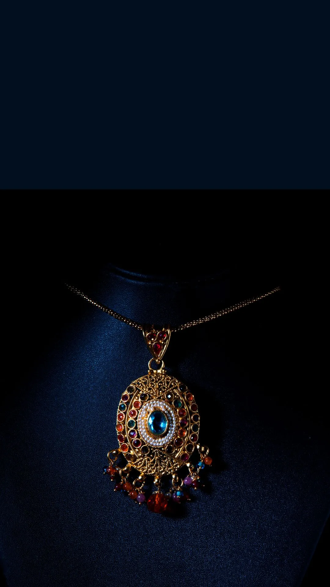 Jewellery Necklace Sale Dark Blue Colour Luxury Instagram Story